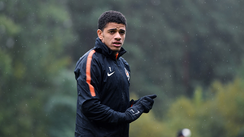 Шахтер террикон футбол и спорт украины новости. Ордец. Даниил Сагуткин.