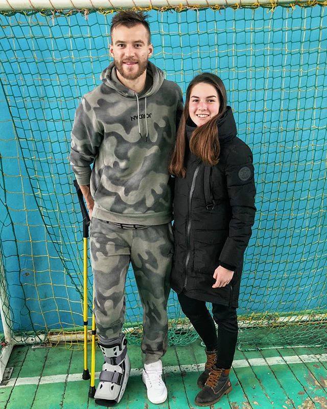 Андрій Ярмоленко зустрівся з красунями (Фото) - изображение 4