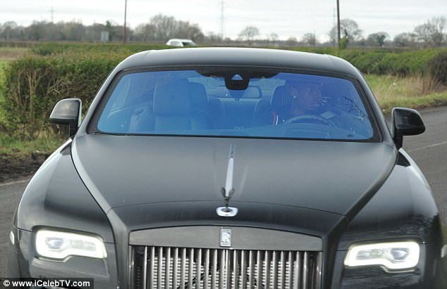 Автопарк футболистов "Манчестер Юнайтед": от Rolls Royce до минивэна (+Фото) - изображение 2