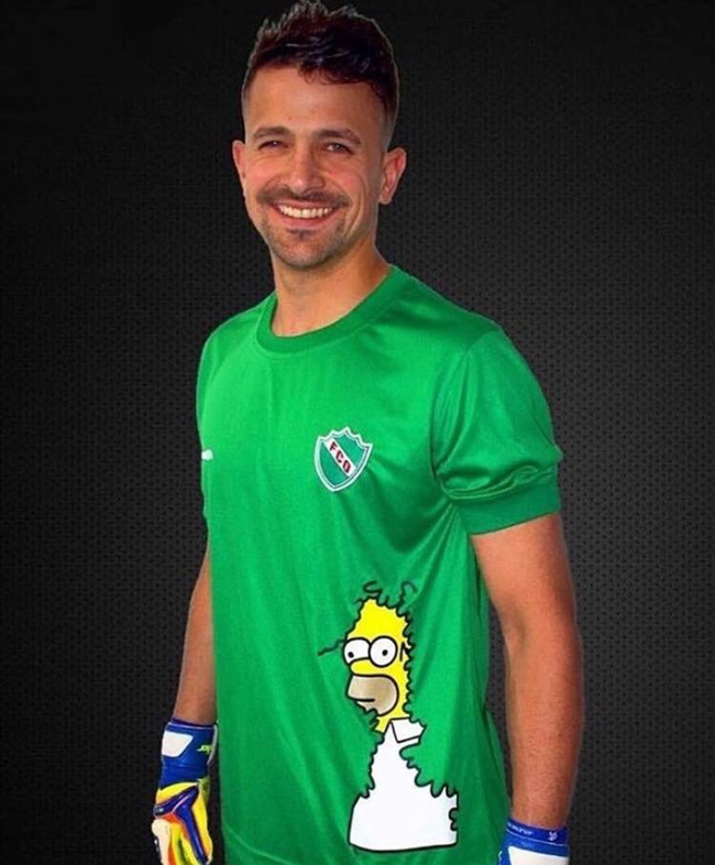 Аргентинский клуб изобразил на футболке мультяшного героя (Фото) - изображение 1