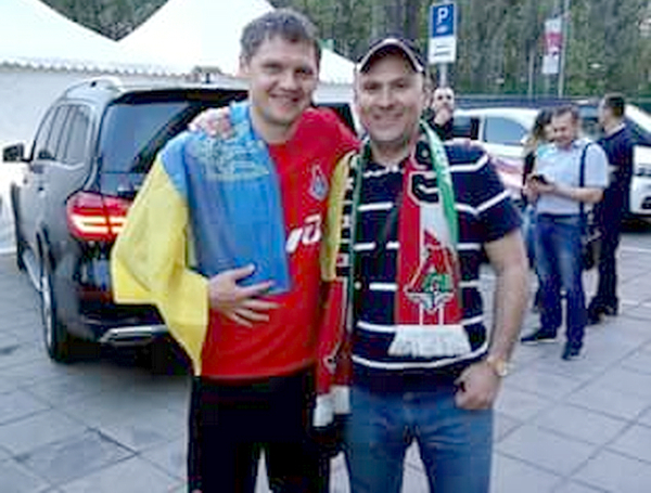 Тарас Михалик отметил чемпионство "Локомотива" с украинским флагом (Фото) - изображение 1