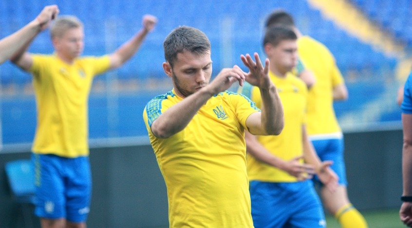 Збірна України продовжує підготовку до матчу з Албанією (Фото)
