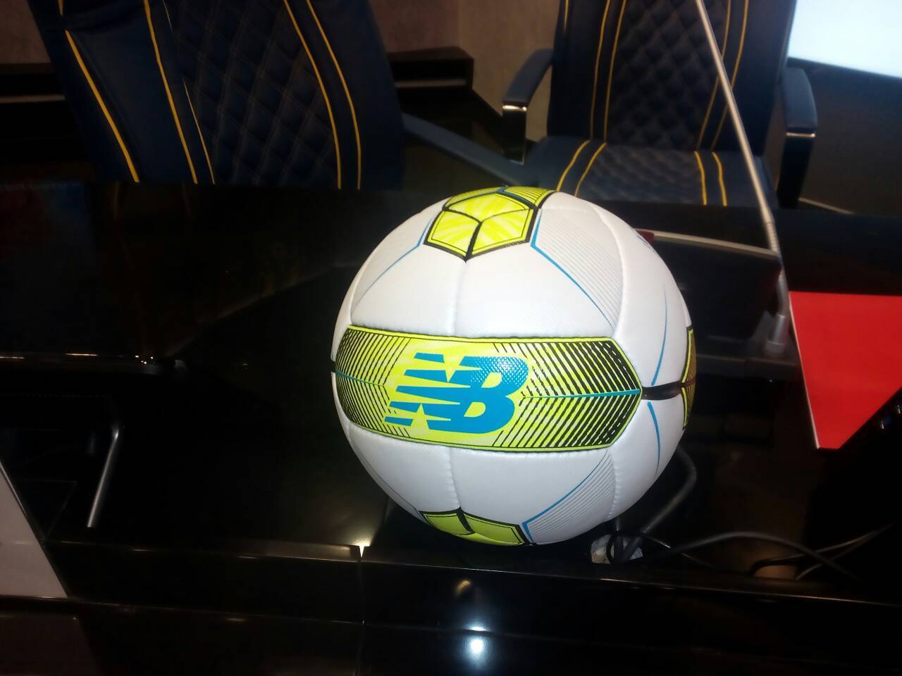 Суперкубок Украины: стал известен транслятор и официальный мяч матча (Фото) - изображение 1