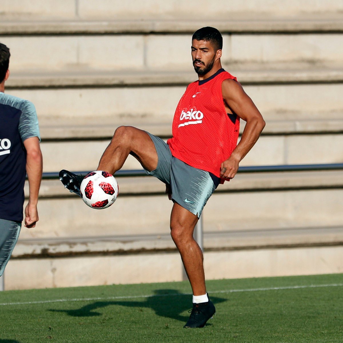 Игроки «Аякса», которые играли с «Динамо» 8 лет назад: бизнесмен, политик и звёзды мирового уровня - изображение 15