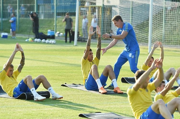 Як збірна України провела перше тренування перед Лігою націй (Фото) - изображение 2