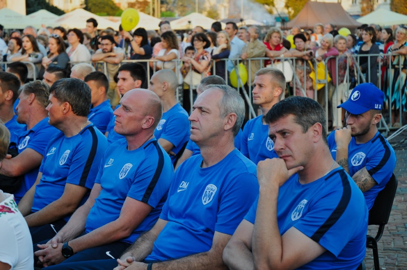 Футболісти "Десни" взяли участь у святкуванні Дня Чернігова (Фото) - изображение 6