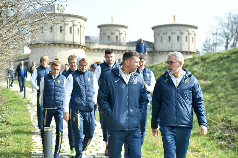 Прогулка сборной Украины по Люксембургу (Фото) - изображение 4