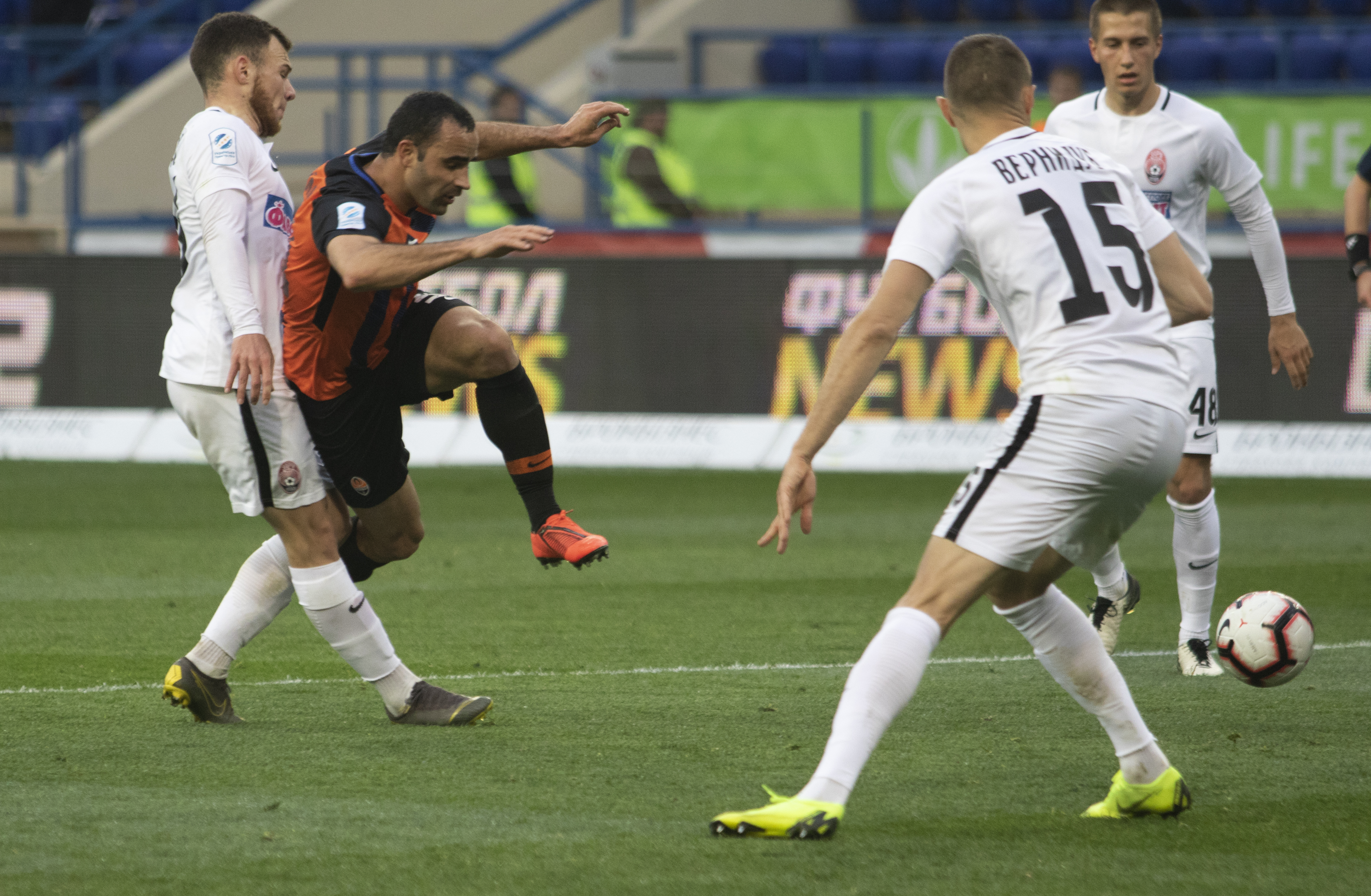 10 футболистов, ради которых стоит смотреть УПЛ - изображение 8