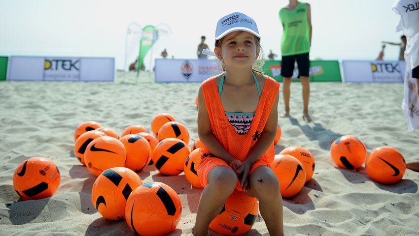 В Одессе около 200 детей участвовали в футбольном фестивале "Шахтера" (Фото) - изображение 4
