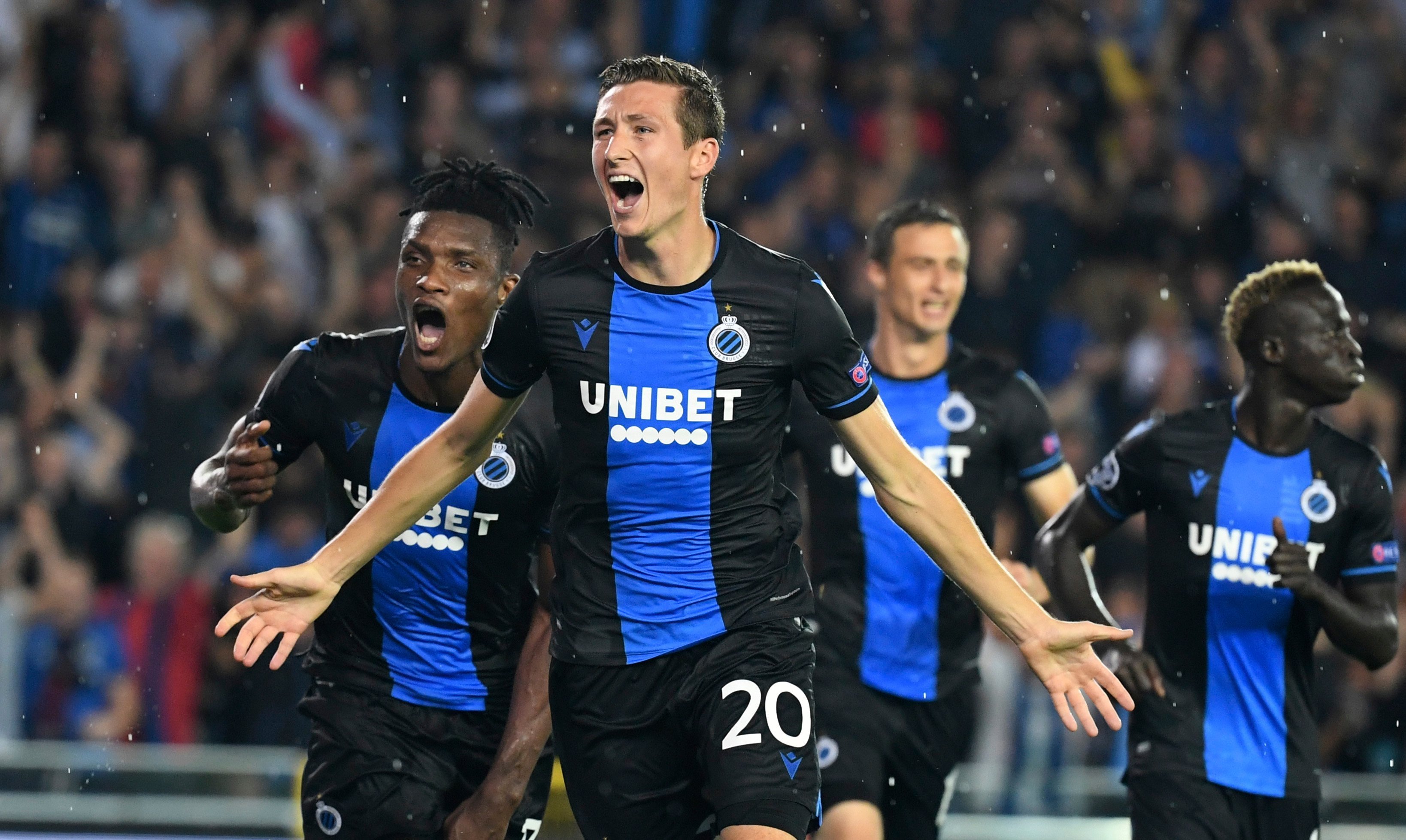 Брюгге чемпион бельгии. Штурм брюгге встречи. Штурм брюгге встречи. Ханс ванакен. Футбол.