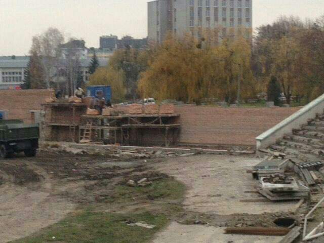 В Ровно продолжается реконструкция "Авангарда" - изображение 2