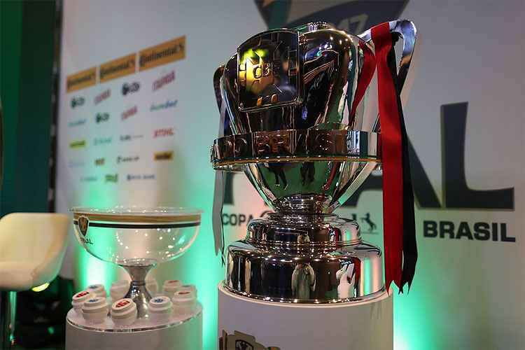 Украине и не снилось: в Бразилии клубы получают огромные деньги за продажу прав на телетрансляции - изображение 2