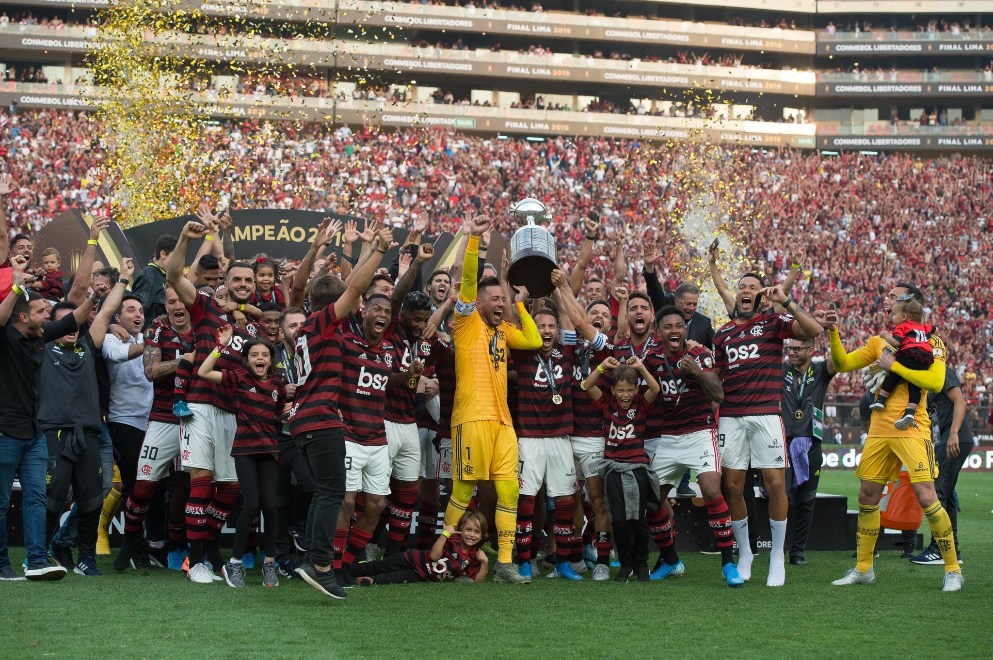 Украине и не снилось: в Бразилии клубы получают огромные деньги за продажу прав на телетрансляции - изображение 1