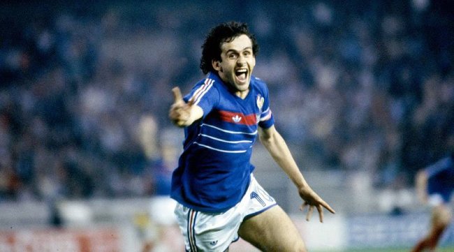 Топ-10 лучших полузащитников в истории (+видео) - изображение 3