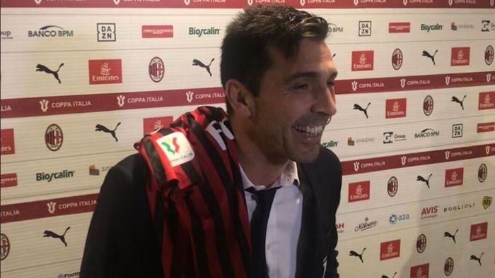 Топ-10 трансферов, которые могли бы взорвать мир: Буффон в «Шахтере», Криштиану в «Парме», Блохин в «Реале» - изображение 1