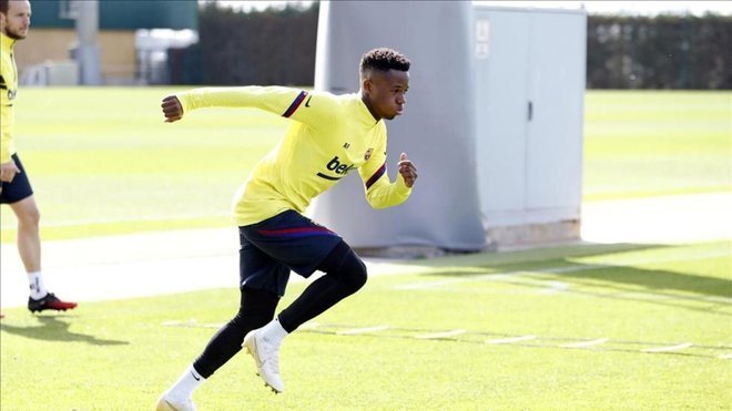 Топ-10 самых востребованных молодых футболистов мира: от Джейдона Санчо до Сандро Тонали - изображение 3